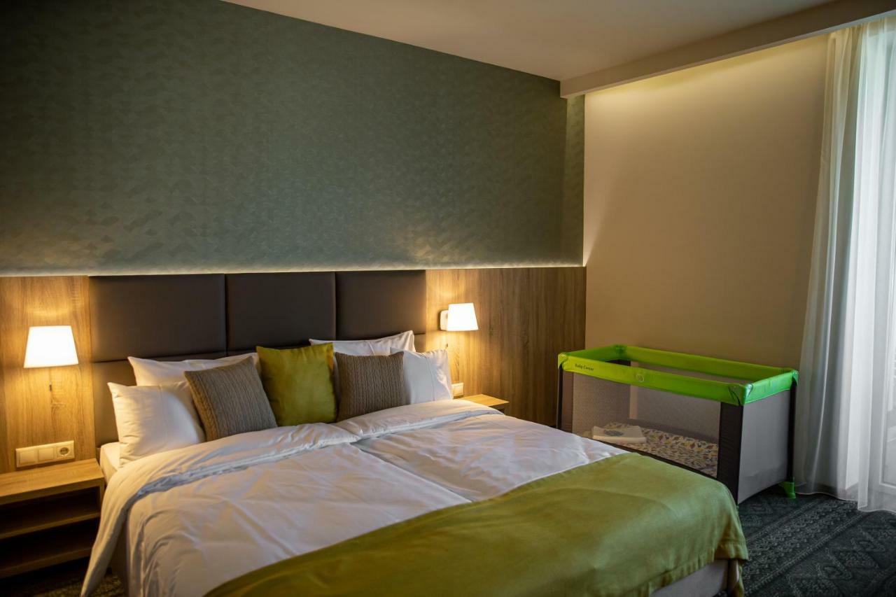 Lignum Hotel Miskolc Exteriör bild